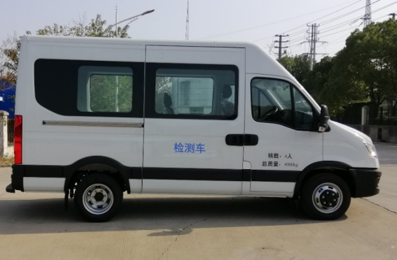 如何自測水質(zhì)檢測車是否燒機油？